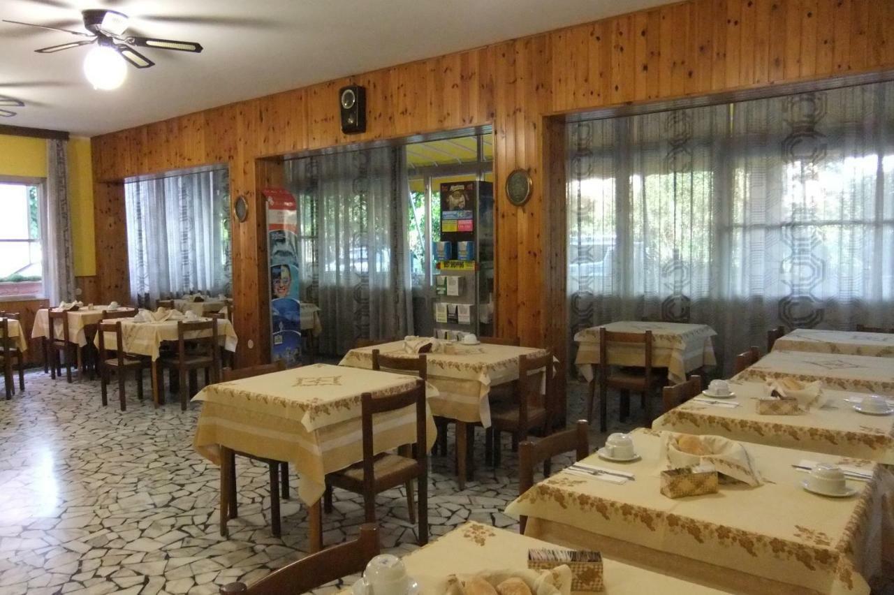 Albergo Villalma Rimini Ngoại thất bức ảnh