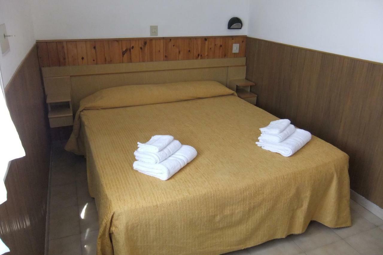 Albergo Villalma Rimini Ngoại thất bức ảnh