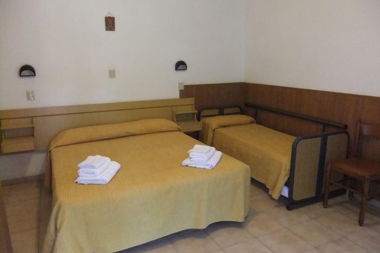 Albergo Villalma Rimini Ngoại thất bức ảnh