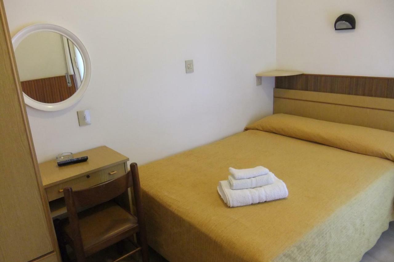 Albergo Villalma Rimini Ngoại thất bức ảnh